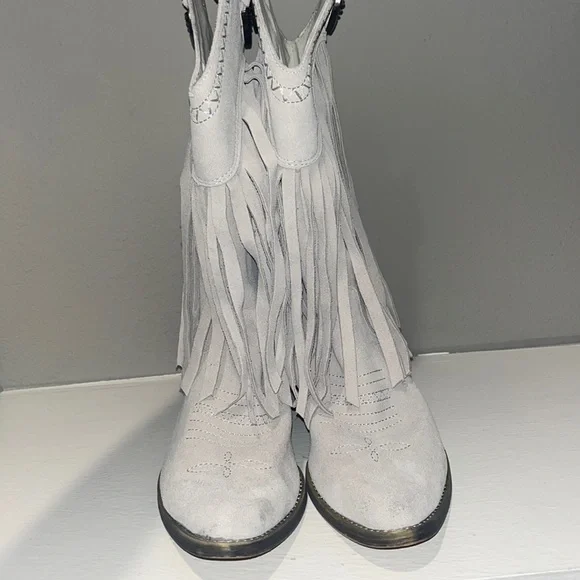 Beige Western Boots - Picture 3 of 5